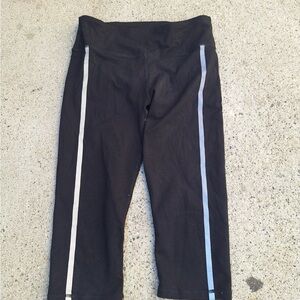 Fabletics Capri pants